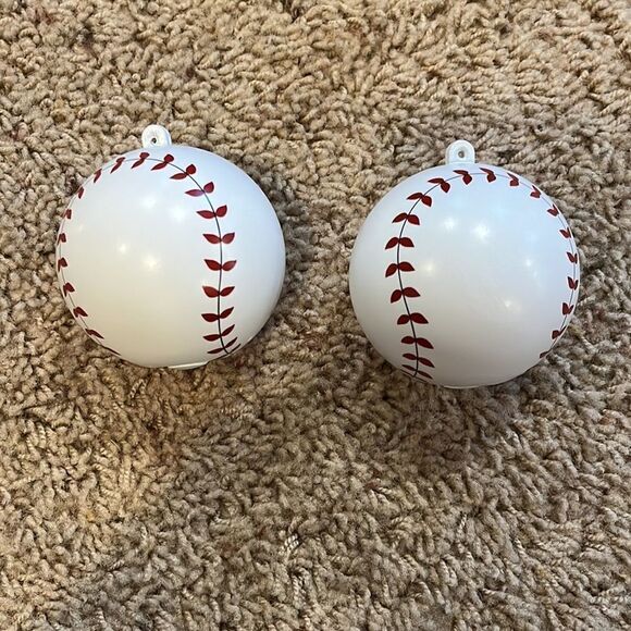 Pink Gender Reveal Baseballs for Baby Girl - Picture 3 of 8